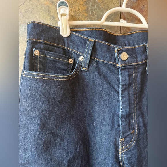 Levi’s 513 NWOT 32/32 dark blue denim, 98%cotton, 2% elastane. Bottom leg 7.5” - Picture 13 of 15